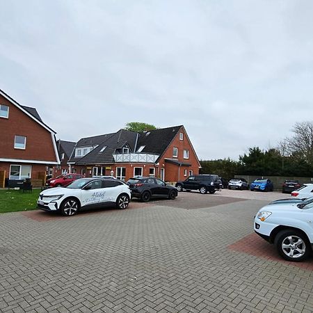 Hotel Dorfkrug Büsum - günstige Altbauzimmer Am Oland Exterior foto